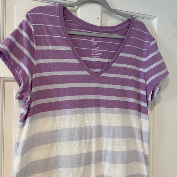 GAP Purple and White Striped Short Sleeve Tee - Picture 1 of 8